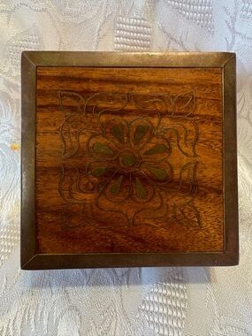 Vintage Wooden Jewelry Trinket Keepsake Box